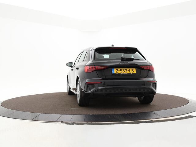Audi A3 SPORTBACK 30 Tfsi 110pk S-tronic S edition · ACC · Camera · P-Sensoren · Park Assist · Smartphone Interface · Navi · Zwart Optiek · 17'' Inch · Garantie t/m 14-05-2028 of 100.000km