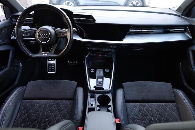 Audi A3 SPORTBACK 40 TFSI e Business edition S-LINE CARPLAY MASSAGE STOELVERW. BANG&OLUFSEN LEER/ALCANTARA DAB 18''LMV ZWARTE-HEMEL