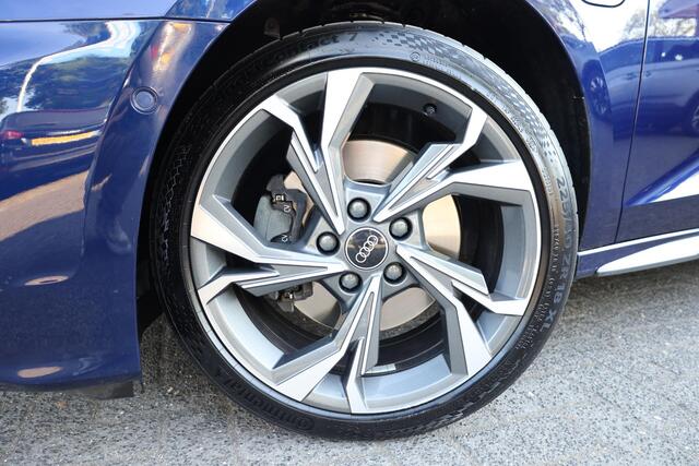 Audi A3 SPORTBACK 40 TFSI e Business edition S-LINE CARPLAY MASSAGE STOELVERW. BANG&OLUFSEN LEER/ALCANTARA DAB 18''LMV ZWARTE-HEMEL