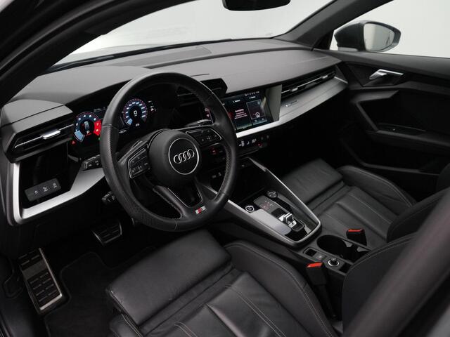 Audi A3 SPORTBACK S edition 35 TFSI 150 pk S-tronic | Pano | Matrix LED | Camera | Navi | Leder | 18 inch
