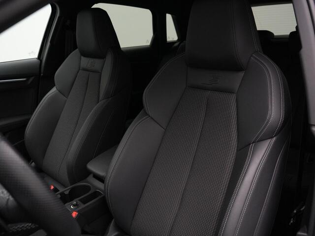 Audi A3 SPORTBACK 40 TFSI e S edition 204 pk S-tronic | Stoelverwarming | Standkachel | Sportstuur | Navi | 18 inch