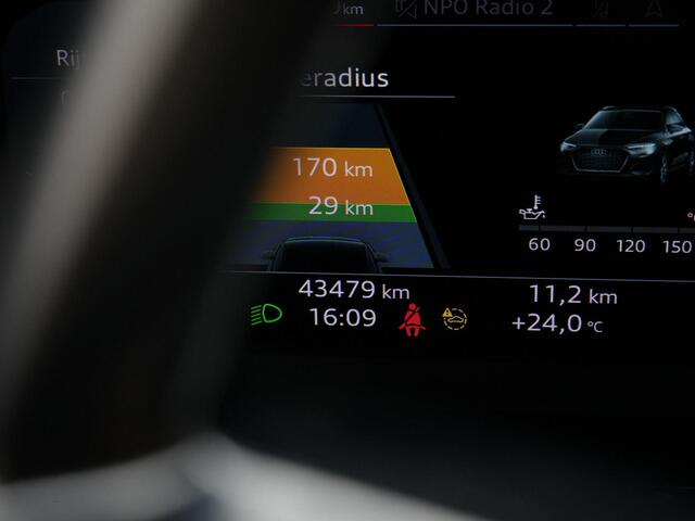 Audi A3 SPORTBACK Edition 40 TFSI e 204 pk S-tronic 204 pk | Pano | Camera | Stoelverwarming | Park Assist | DAB | 18 inch