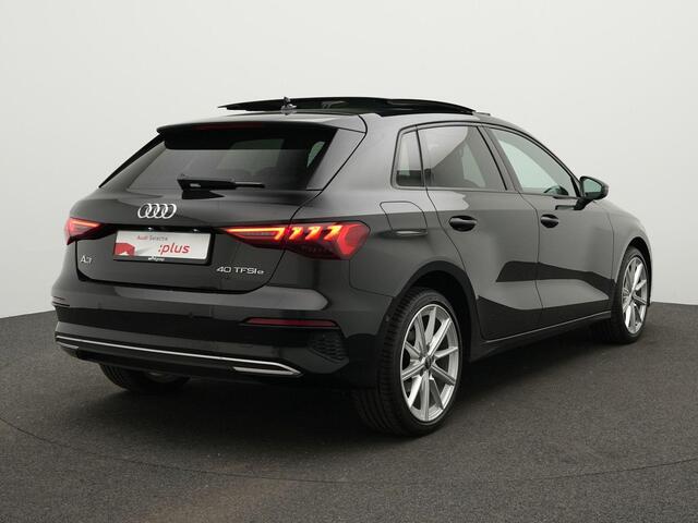 Audi A3 SPORTBACK Edition 40 TFSI e 204 pk S-tronic 204 pk | Pano | Camera | Stoelverwarming | Park Assist | DAB | 18 inch