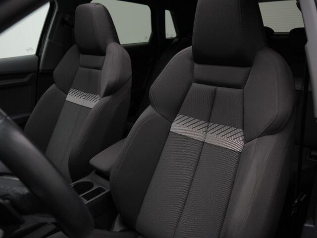 Audi A3 SPORTBACK Edition 40 TFSI e 204 pk S-tronic 204 pk | Pano | Camera | Stoelverwarming | Park Assist | DAB | 18 inch