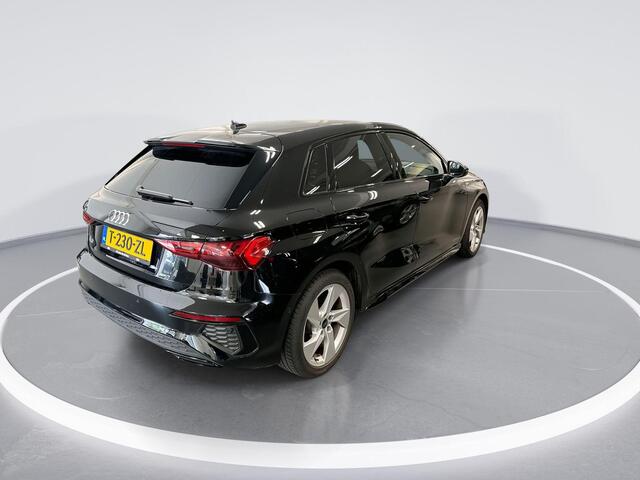 Audi A3 SPORTBACK 30 TFSI S edition · Apple/Android Car Play · Navi · Camera · P-Sensoren · Park Assist · 17'' Inch · Garantie t/m 18-10-2027 of 100.000km
