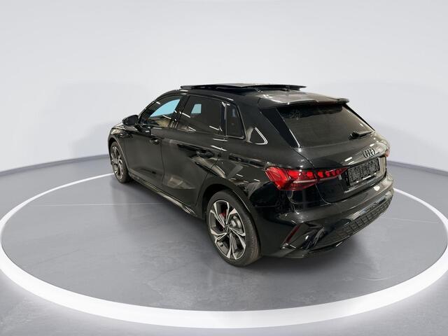Audi A3 SPORTBACK 45 TFSIe 272pk S-Tronic S Edition Competition · Panoramadak · Camera · Keyless · Optiekpakket Zwart · Side Assist · 18"Velgen · Drive Select · Garantie t/m 16-04-2027