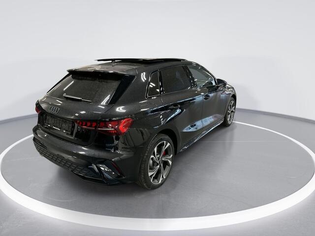 Audi A3 SPORTBACK 45 TFSIe 272pk S-Tronic S Edition Competition · Panoramadak · Camera · Keyless · Optiekpakket Zwart · Side Assist · 18"Velgen · Drive Select · Garantie t/m 16-04-2027