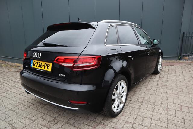 Audi A3 SPORTBACK 1.0 TFSI Sport S Line Edition Automaat Sportstoelen Navigatie Cruise control