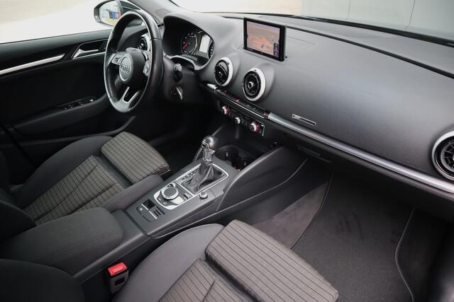 Audi A3 SPORTBACK 1.0 TFSI Sport S Line Edition Automaat Sportstoelen Navigatie Cruise control