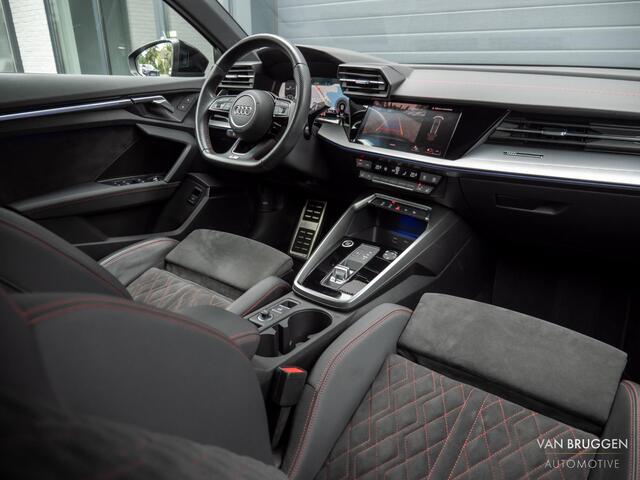 Audi A3 SPORTBACK 35 TFSI S-Line Pano B&O RS-Stoelen Head-Up BTW ACC Sfeer