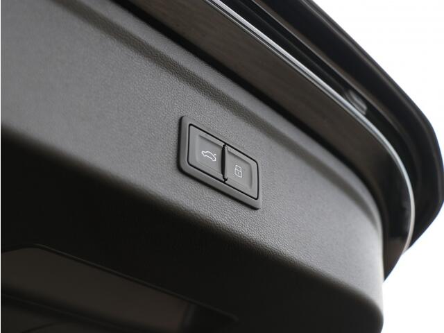 Audi A3 SPORTBACK 2.5 TFSI RS 3 quattro I Panoramadak I Kuipstoelen I Sonos