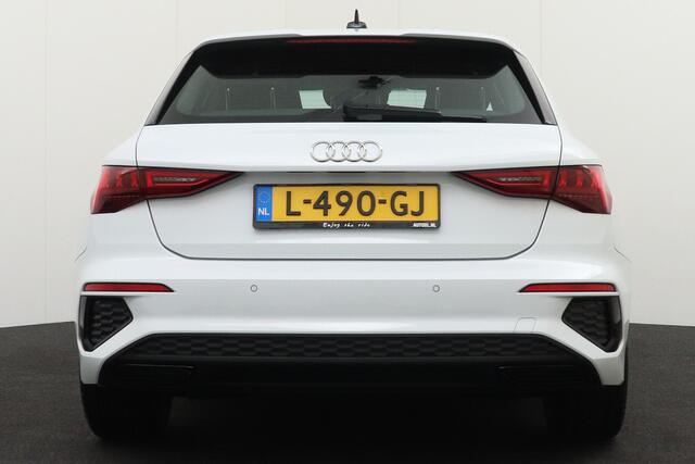 Audi A3 SPORTBACK 150 PK Aut. TFSI S-Line Sportstoelen Navi Parelmoer-Lak