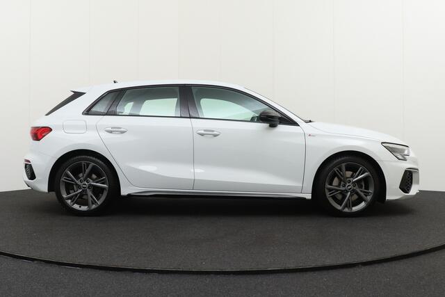 Audi A3 SPORTBACK 150 PK Aut. TFSI S-Line Sportstoelen Navi Parelmoer-Lak