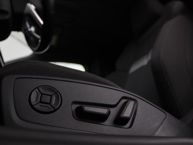 Audi A3 SPORTBACK 45 TFSIe Business Edition | Head-Up | Stoelverwarming | Adaptive cruise | Carplay | Bang & Olufsen | Matrix LED | Keyless | Park Assist | Virtual Cockpit