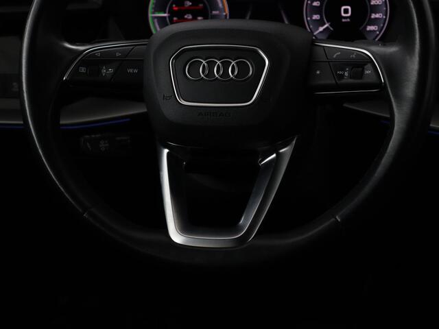 Audi A3 SPORTBACK 45 TFSIe Business Edition | Head-Up | Stoelverwarming | Adaptive cruise | Carplay | Bang & Olufsen | Matrix LED | Keyless | Park Assist | Virtual Cockpit