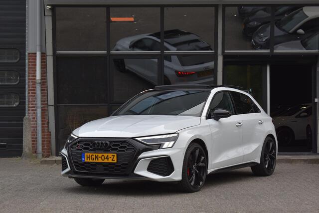 Audi A3 SPORTBACK 2.0 TFSI S3 quattro Keyles Pano Sfeer ACC Camera