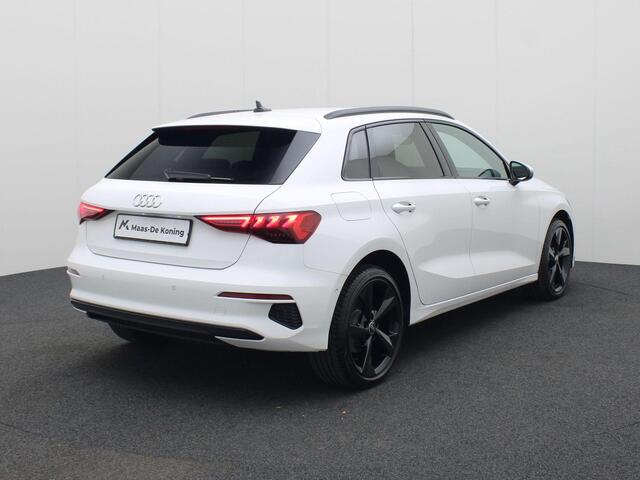 Audi A3 SPORTBACK 40 TFSIe 150kW/204PK Advanced · S-line Interieur · Navigatie · Stoelverwarming · Drive select · Leder/stof