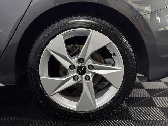 Audi A3 SPORTBACK 30 TFSI S-line Airco, Navi, Parkeersensoren, Virtual desk, Cruise control, Stoelverwarming, A start stop
