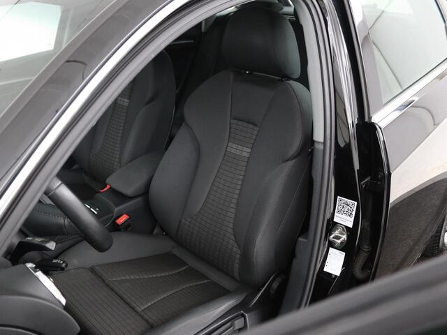 Audi A3 SPORTBACK 30 TFSI Sport | Full LED | Sportstoelen | Navigatie | Climate control | Bluetooth | Cruise control | Parkeerhulp