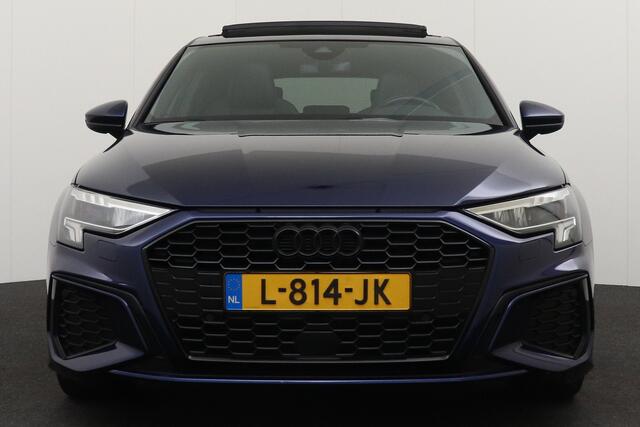 Audi A3 SPORTBACK 35 150 PK Aut. S-Line Pano-dak Leder 18'LMV