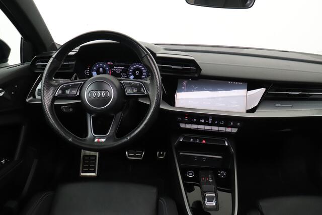 Audi A3 SPORTBACK 35 150 PK Aut. S-Line Pano-dak Leder 18'LMV