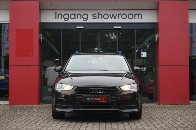 Audi A3 SPORTBACK 1.2 TFSI Attraction Pro Line | Origineel NL | Leder | Cruise Control | Airco | Navigatie |
