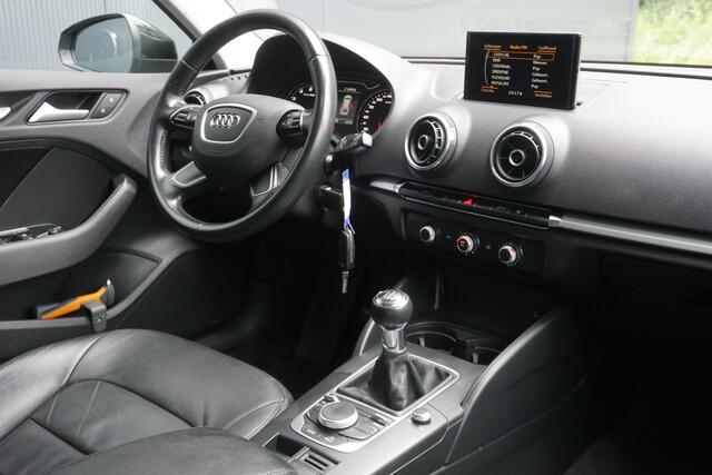 Audi A3 SPORTBACK 1.2 TFSI Attraction Pro Line | Origineel NL | Leder | Cruise Control | Airco | Navigatie |