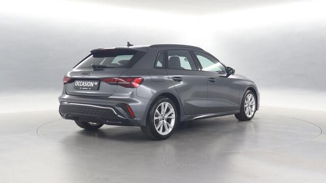Audi A3 SPORTBACK 30 TFSI 115pk S Edition S-Tronic / Navigatie / Adaptive Cruise / Parkeersensoren