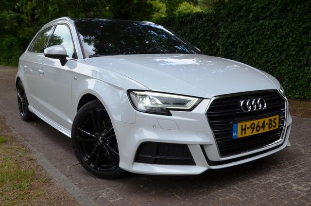 Audi A3 SPORTBACK 35 TFSI CoD Advance Sport S Line Automaat/Navi/Led/Pdc/Ecc/Stoelverwarming/Virtual cockpit/Cr-Controle/18-Inch Lmv/Panoramadak