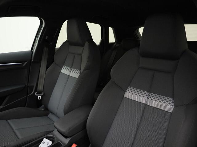 Audi A3 SPORTBACK 40 TFSIe 150kW/204PK Advanced · Navigatie · Camera · Elektrische achterklep · Adaptive cruise control · Elektrische stoelen ·