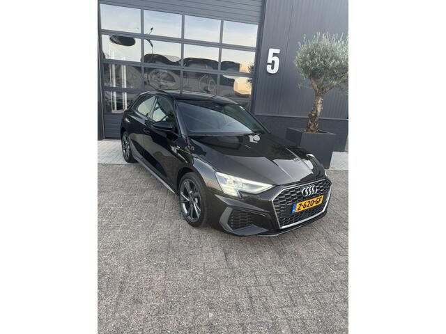 Audi A3 SPORTBACK 45 TFSI e S edition Competition
