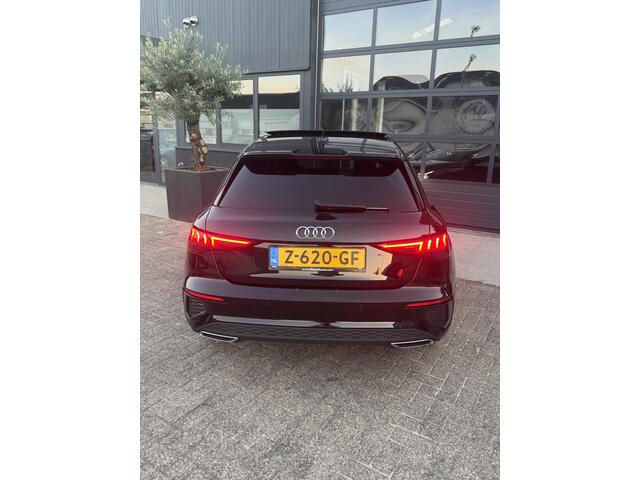 Audi A3 SPORTBACK 45 TFSI e S edition Competition