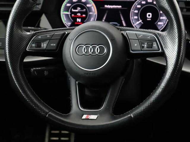 Audi A3 SPORTBACK 45 TFSIe S edition Competition | Matrix LED | Sportstoelen | Carplay | Navigatie | Half leder | Audi Sound | Climate control | Parkeerhulp | Cruise control