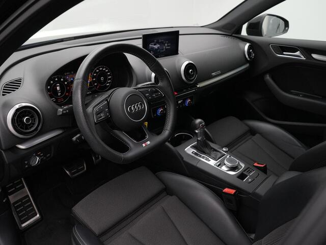 Audi A3 SPORTBACK 35 TFSI 150 pk S-tronic CoD Ambition / S-Line | Navigatie | Stoelverwarming | Parkeersensoren achter