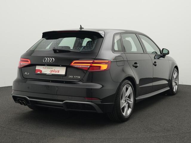 Audi A3 SPORTBACK 35 TFSI 150 pk S-tronic CoD Ambition / S-Line | Navigatie | Stoelverwarming | Parkeersensoren achter