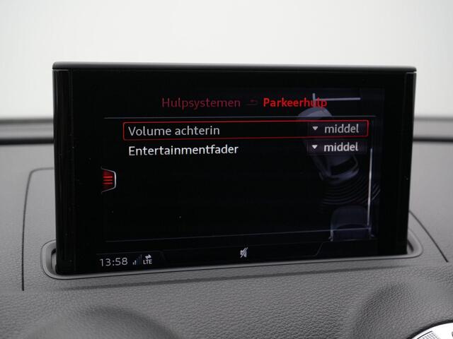Audi A3 SPORTBACK 35 TFSI 150 pk S-tronic CoD Ambition / S-Line | Navigatie | Stoelverwarming | Parkeersensoren achter