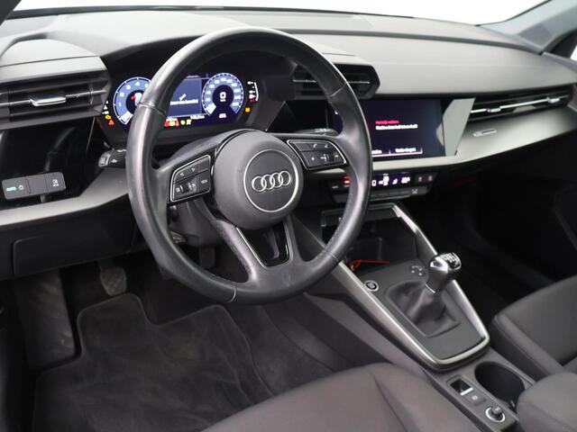 Audi A3 SPORTBACK 30 TFSI Pro Line 110 PK | Parkeersensoren voor en achter | Cruise Control | DAB