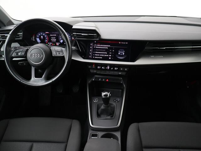 Audi A3 SPORTBACK 30 TFSI Pro Line 110 PK | Parkeersensoren voor en achter | Cruise Control | DAB