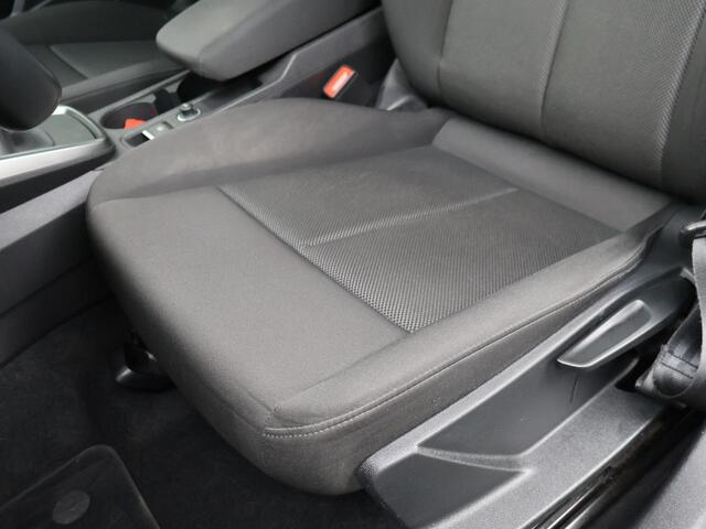 Audi A3 SPORTBACK 30 TFSI Pro Line 110 PK | Parkeersensoren voor en achter | Cruise Control | DAB