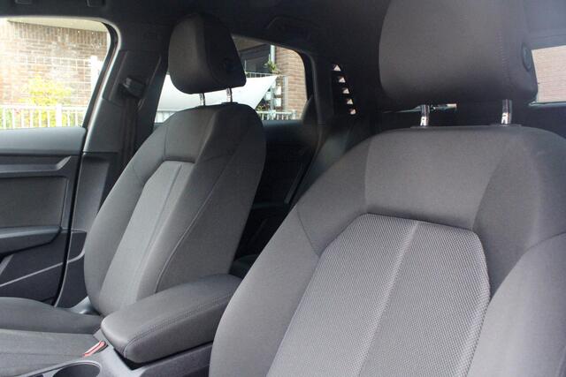 Audi A3 SPORTBACK 35 TFSI Pro Line Park Assistent Lane assist