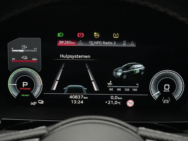 Audi A3 SPORTBACK 45 TFSI e 245 pk S-tronic S edition Competition / S-Line | Panoramadak | Achteruitrijcamera | Stoelverwarming | Adaptive Cruise Control | Park Assist | 19 inch