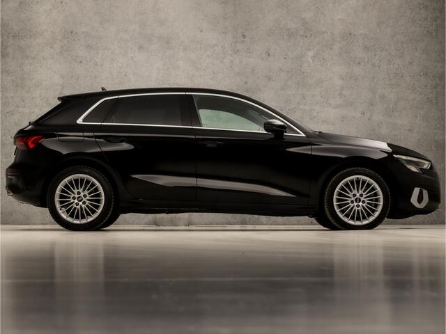 Audi A3 SPORTBACK 30 TFSI Sport Automaat (APPLE CARPLAY, GROOT NAVI, CLIMATE, GETINT GLAS, PARKEERSENSOREN, SPORTSTOELEN, LED KOPLAMPEN, LANE ASSIST, CRUISE, NIEUWSTAAT)