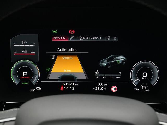 Audi A3 SPORTBACK 40 TFSI e 204 pk S-tronic Edition | Panoramadak | Matrix LED | Bang & Olufsen sound | Stoelverwarming | Head-up display | Park Assist | Side Assist | 18 inch