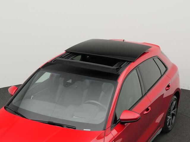 Audi A3 SPORTBACK 40 TFSI e 204 pk S-tronic Edition | Panoramadak | Matrix LED | Bang & Olufsen sound | Stoelverwarming | Head-up display | Park Assist | Side Assist | 18 inch