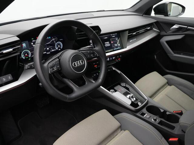 Audi A3 SPORTBACK 45 TFSI e 245 pk S-tronic S edition Competition / S-Line | Matrix LED | Bang & Olufsen | Optiekpakket zwart plus | Park Assist | Parkeersensoren voor/achter | Adaptive Cruise | 18 inch