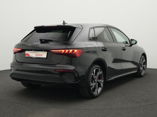 Audi A3 SPORTBACK 45 TFSI e 245 pk S-tronic S edition Competition / S-Line | Matrix LED | Bang & Olufsen | Optiekpakket zwart plus | Park Assist | Parkeersensoren voor/achter | Adaptive Cruise | 18 inch