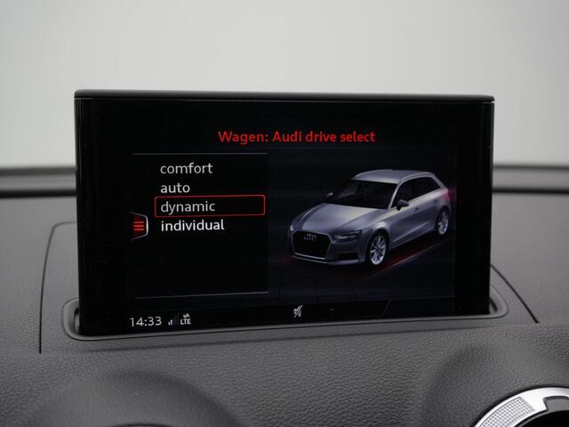 Audi A3 SPORTBACK 30 TFSI 116 pk S-tronic Sport S-Line Edition | Navigatie | Afgevlakt sportstuur | Parkeersensoren achter