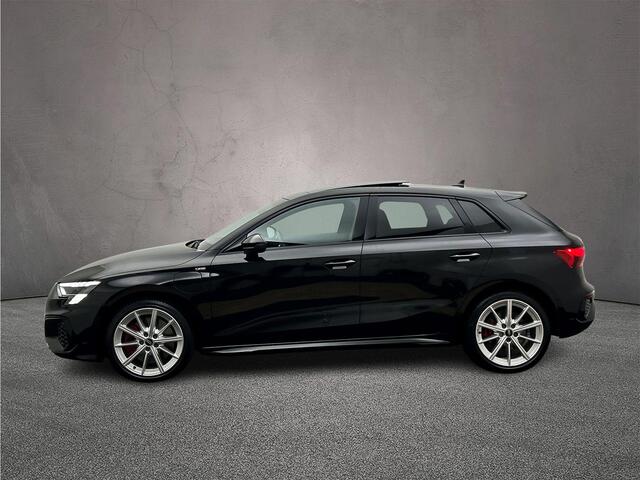 Audi A3 SPORTBACK 45 TFSI e S edition Competition | Pano | Audi sound | Matrix-Led | ACC | Carplay | Ambient lighting |