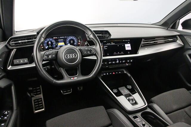 Audi A3 SPORTBACK 40 TFSI e S edition | Audi Sound | Carplay | ACC | Led | Optiek zwart | Trekhaak |