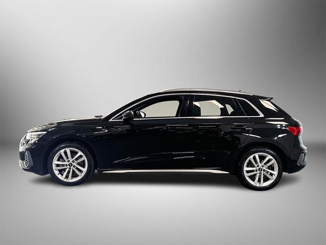 Audi A3 SPORTBACK 40 204pk TFSI e S-Line Parkeerhulp achter | Adaptive cruise control | MMI navigatie plus MMI touch